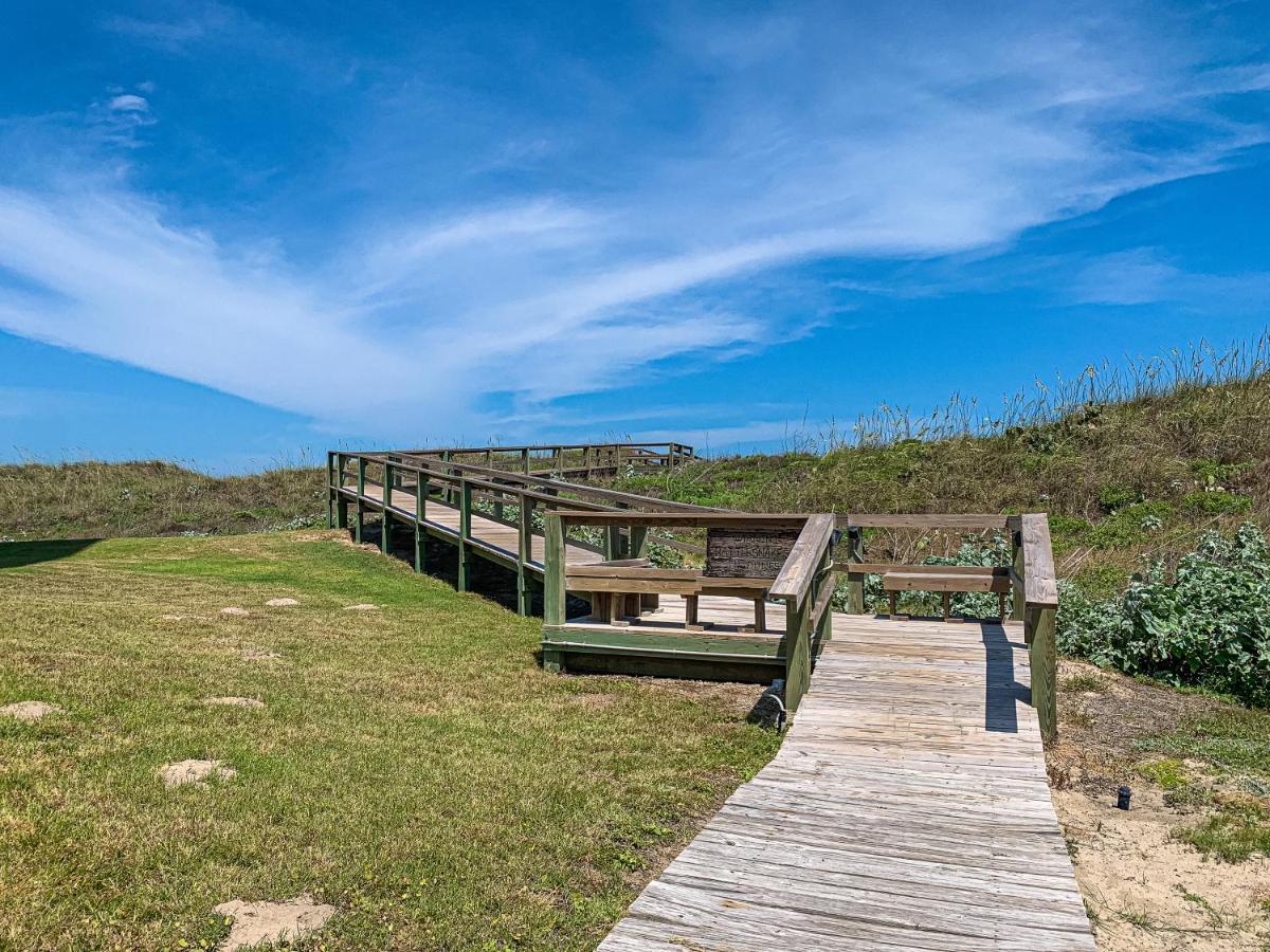 Mt1004 Beautiful Newly Remodeled Condo With Gulf Views, Beach Boardwalk And Communal Pool Hot Tub Mustang Beach Exterior photo